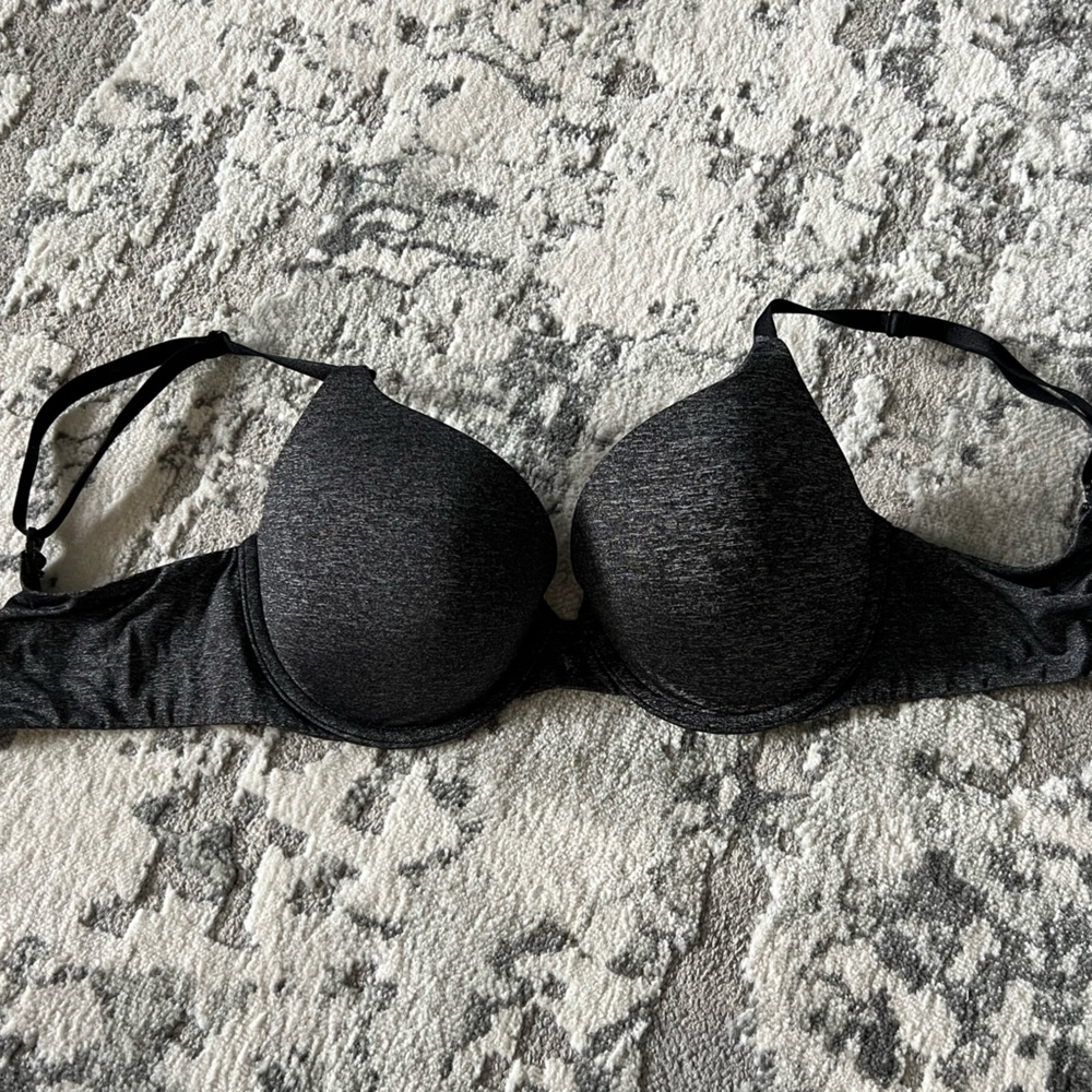 Womens tshirt push bra from Victoria’s secret